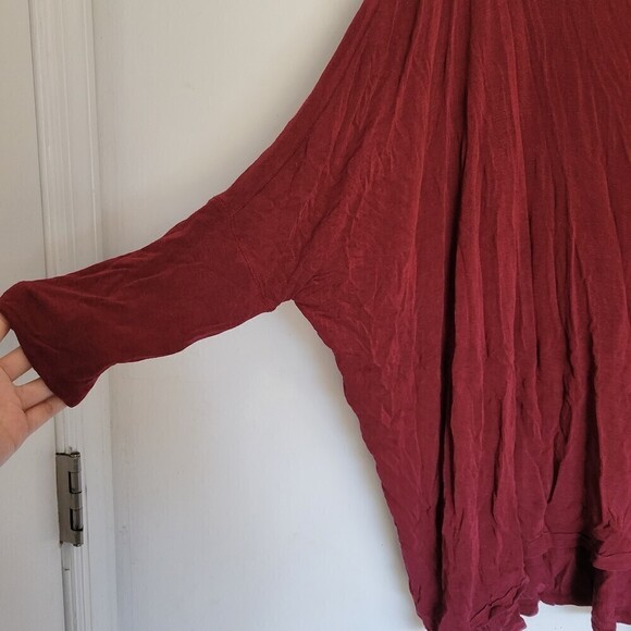 Free People We The Free Wool Batwing Turtleneck Top Maroon Burgundy Size Small - Picture 7 of 15